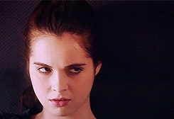 tumblr_n8s87jNYDx1qdfdb6o5_r1_250